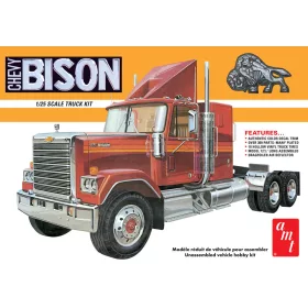 AMT - 1:25 Chevrolet Bison Conventional Tractor