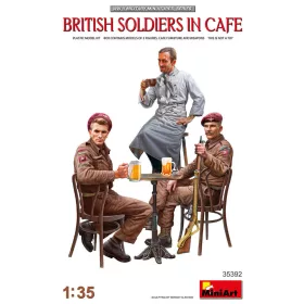 MiniArt - British Soldiers in Cafe