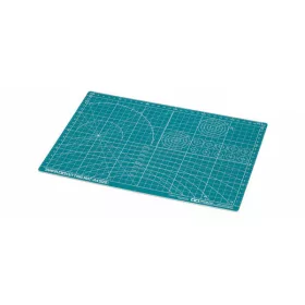 Tamiya - Cutting Mat A4 Size Green (210mm x 297 mm)